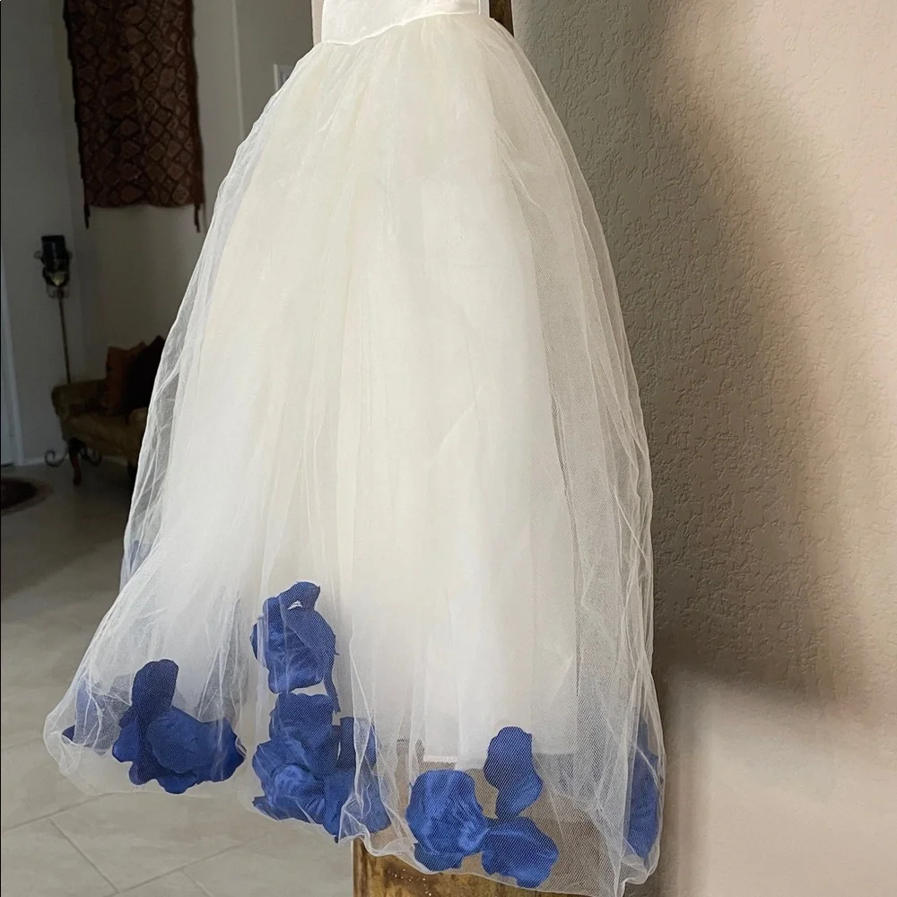 💙 Satin Tulle Easter/Special occasion dress w blue flowers Flowy Cuteness SZ 4